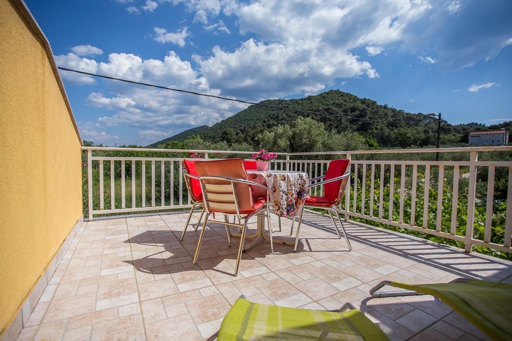 Apartment Varezic Стон Екстериор снимка