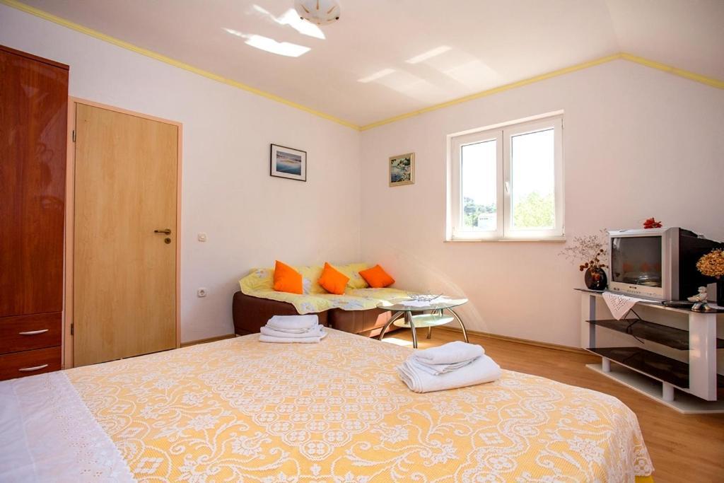 Apartment Varezic Стон Екстериор снимка