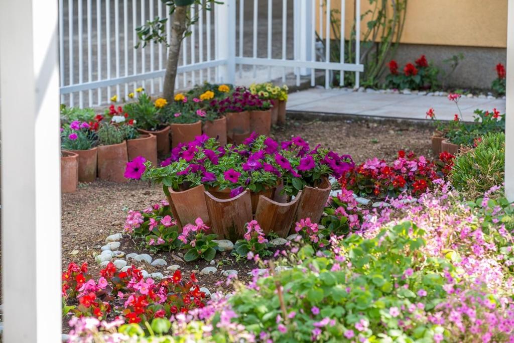 Apartment Varezic Стон Екстериор снимка